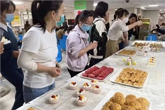 春暖花開(kāi)季，相約女神節(jié)，華逸府邀您共享美好食光！